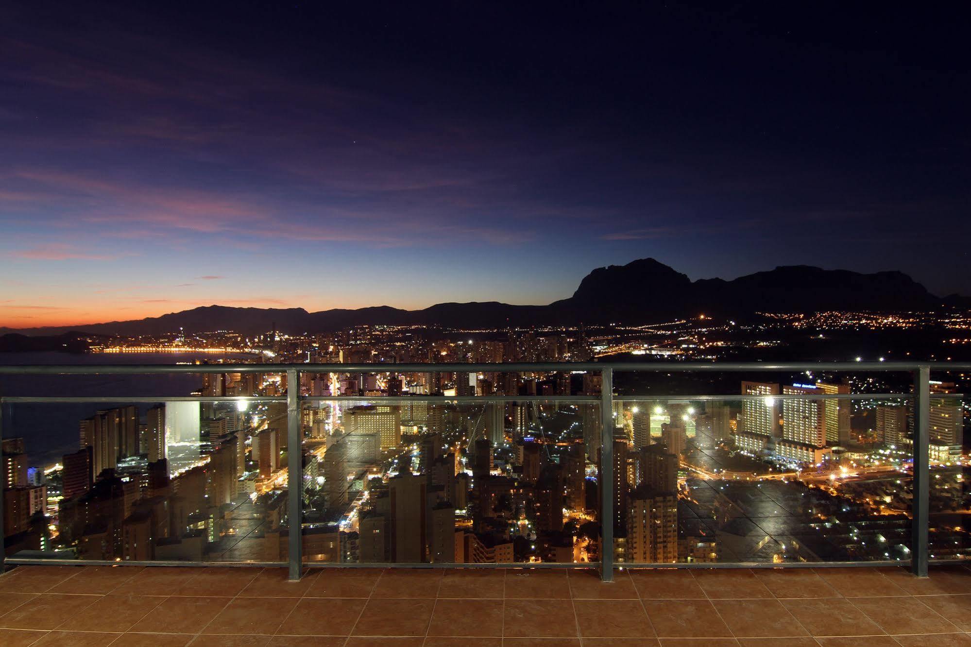 Pierre & Vacances Benidorm Horizon Exterior foto