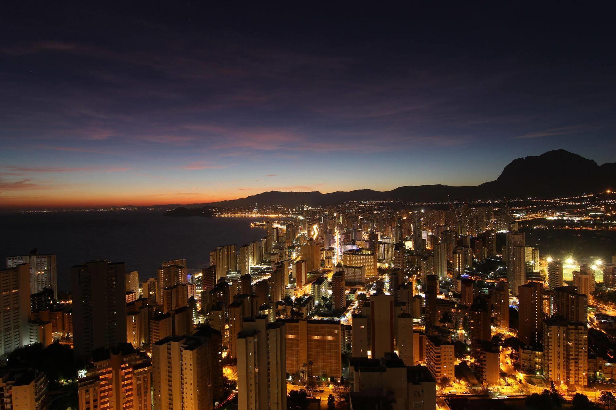 Pierre & Vacances Benidorm Horizon Exterior foto